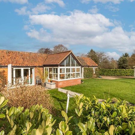 Host & Stay - Woodfalls Barn Burgh and Tuttington Экстерьер фото