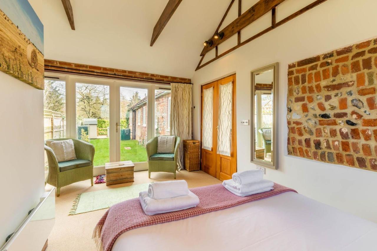 Host & Stay - Woodfalls Barn Burgh and Tuttington Экстерьер фото