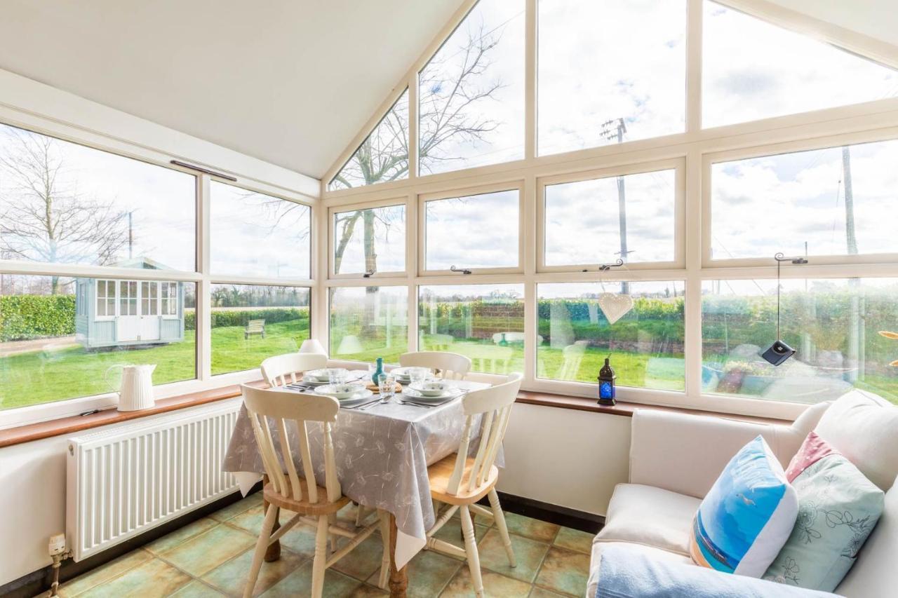 Host & Stay - Woodfalls Barn Burgh and Tuttington Экстерьер фото