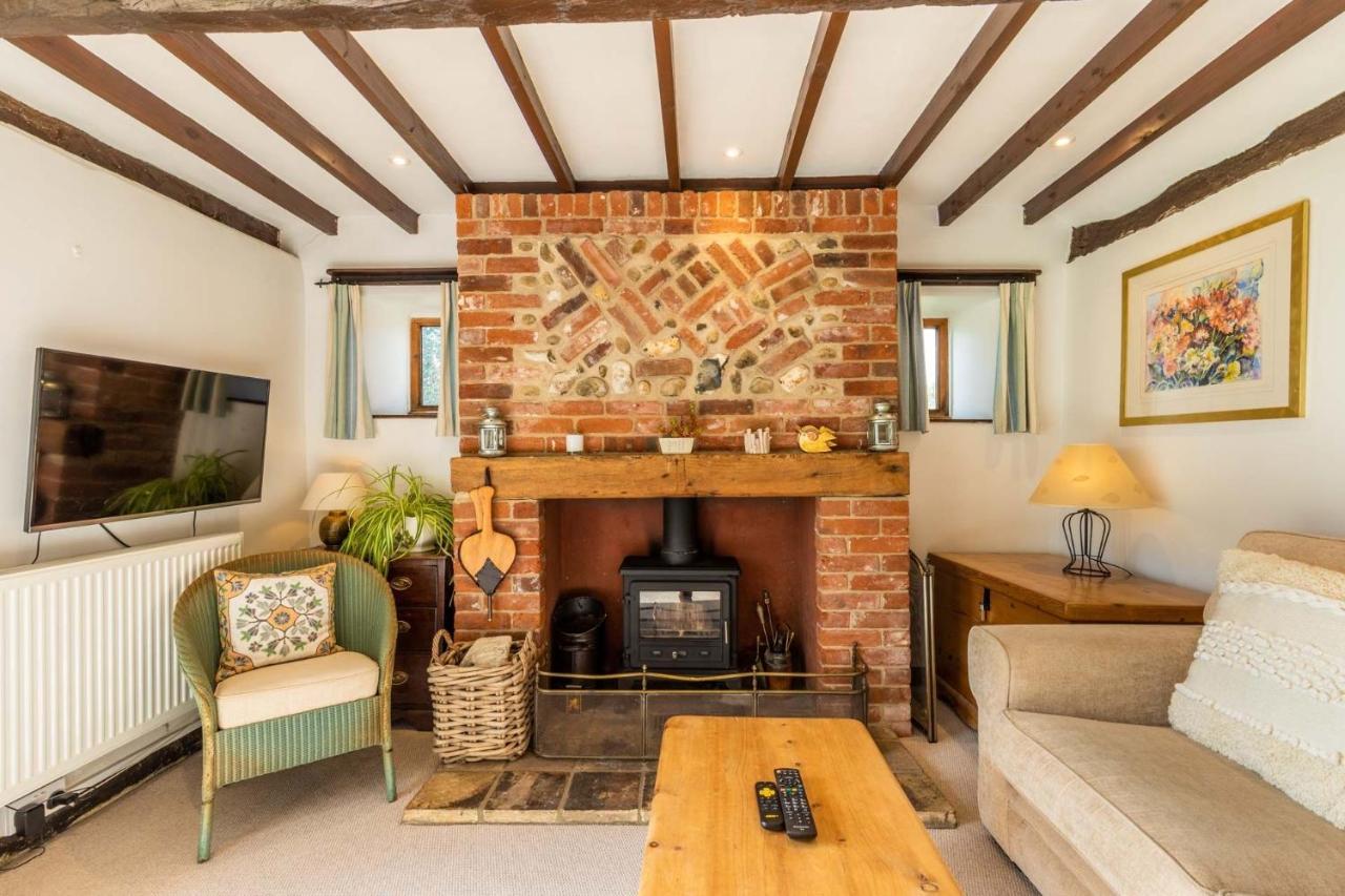 Host & Stay - Woodfalls Barn Burgh and Tuttington Экстерьер фото